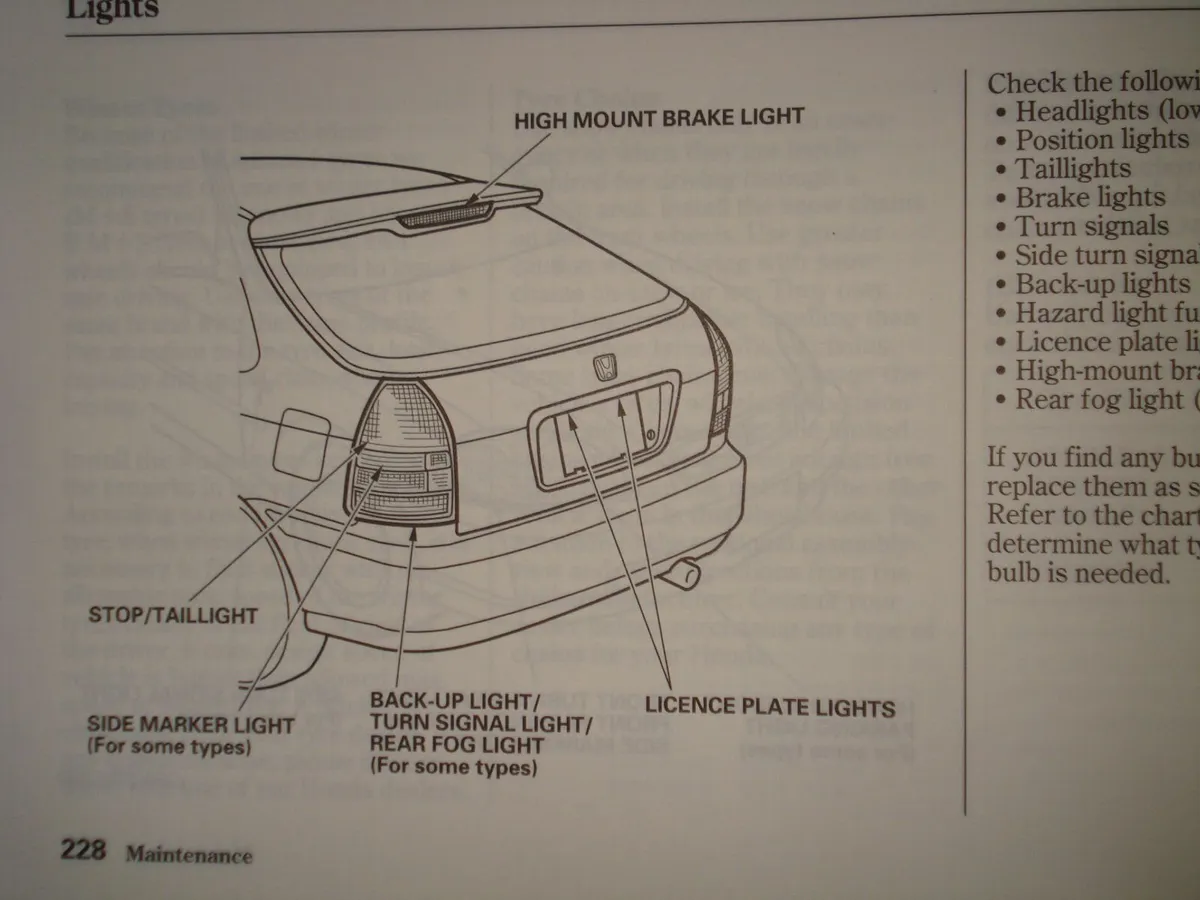HONDA CIVIC OWNERS HANDBOOK 6TH GENERATION. - Image 3