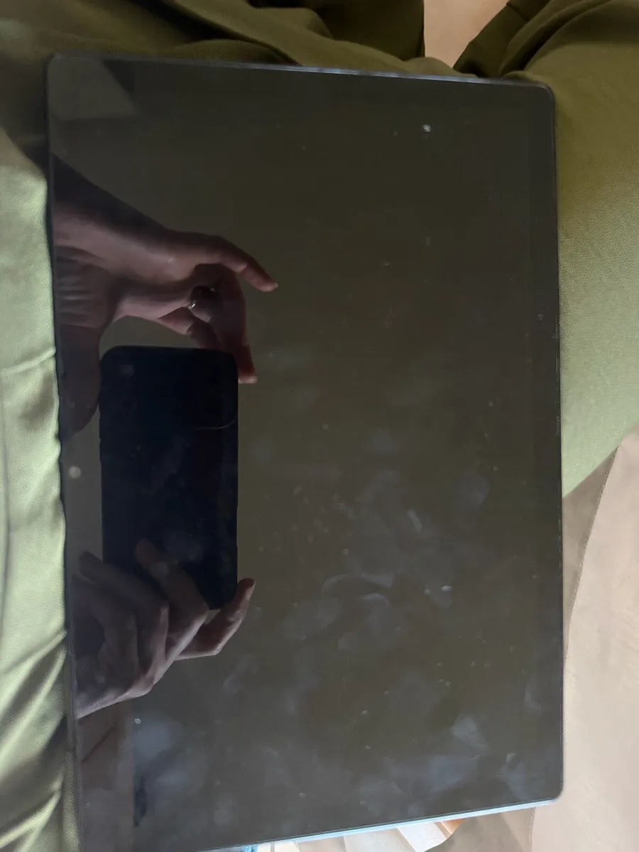 Samsung tab a8 - Image 1