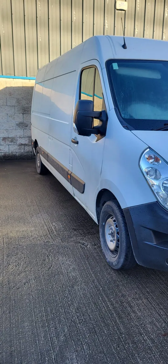 Renault Master - Image 1