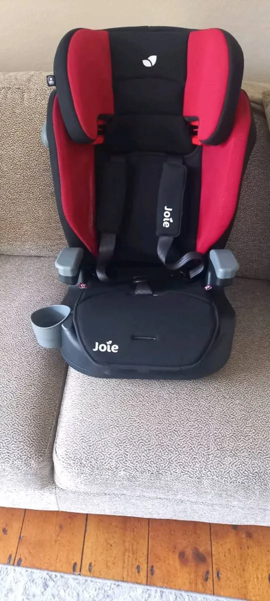 Car seat - Image 1
