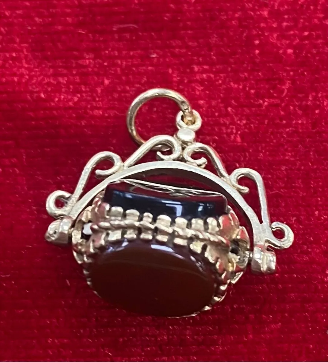 Vintage gold fob set with multiple stones - Image 1
