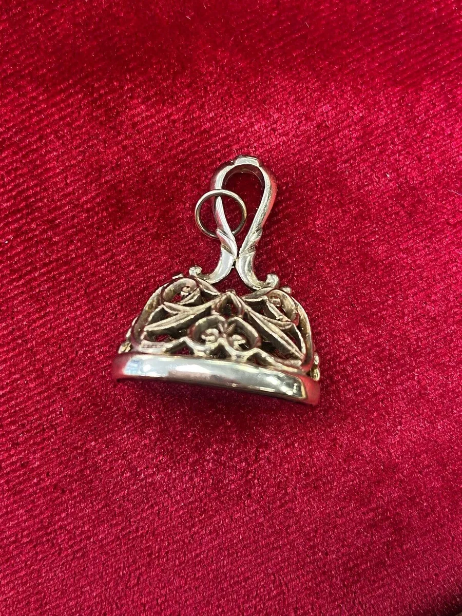Vintage Gold Fob with Oynx stone - Image 3