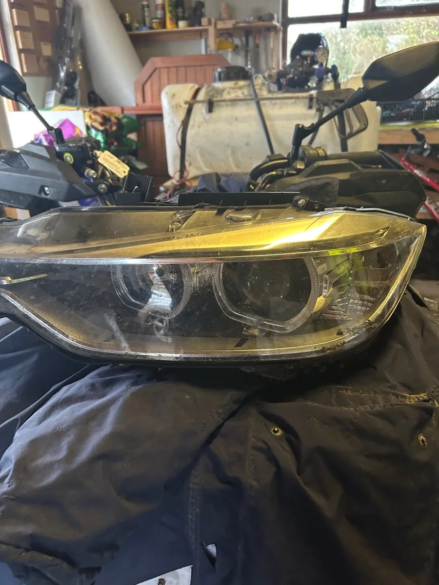 BMW 3 F30 F31 Front Right & Left LED Headlight - Image 1