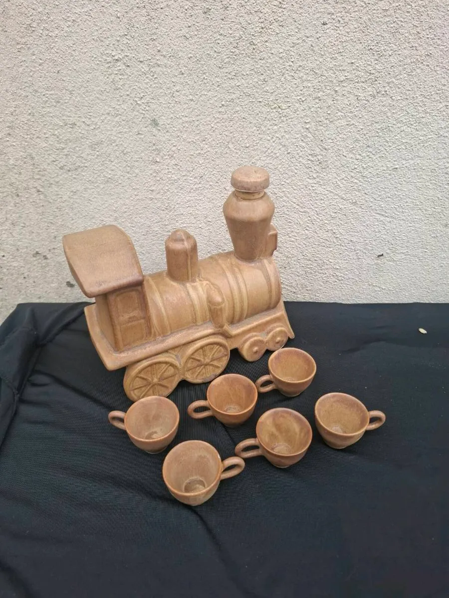Very unusual train bottoe and cups postage possibl - Image 2