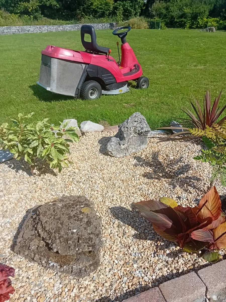 Ride-On Lawnmower For Sale - Image 3