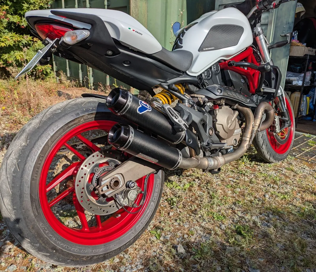 DUCATI Monster 821 - Image 2
