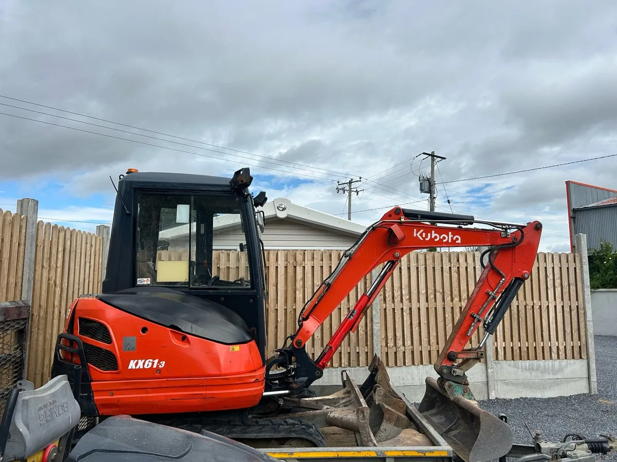 kubota 2.7 ton digger - Image 2