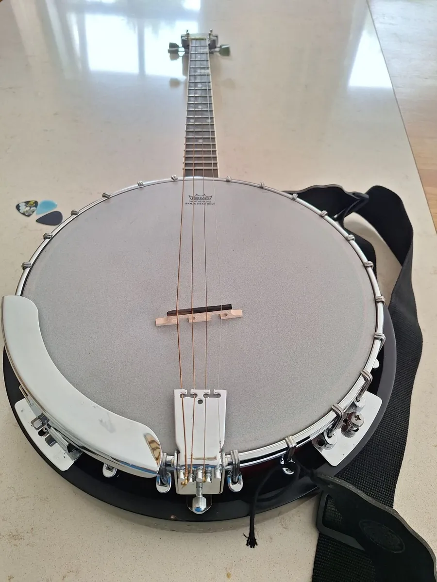 Clareen "Bridge" Beginners Banjo - Image 3