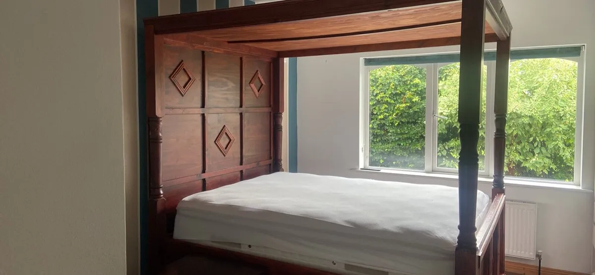 4poster bed - Image 1