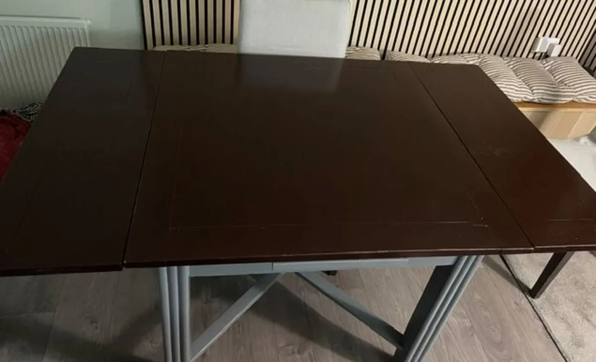 Dining room table - Image 2