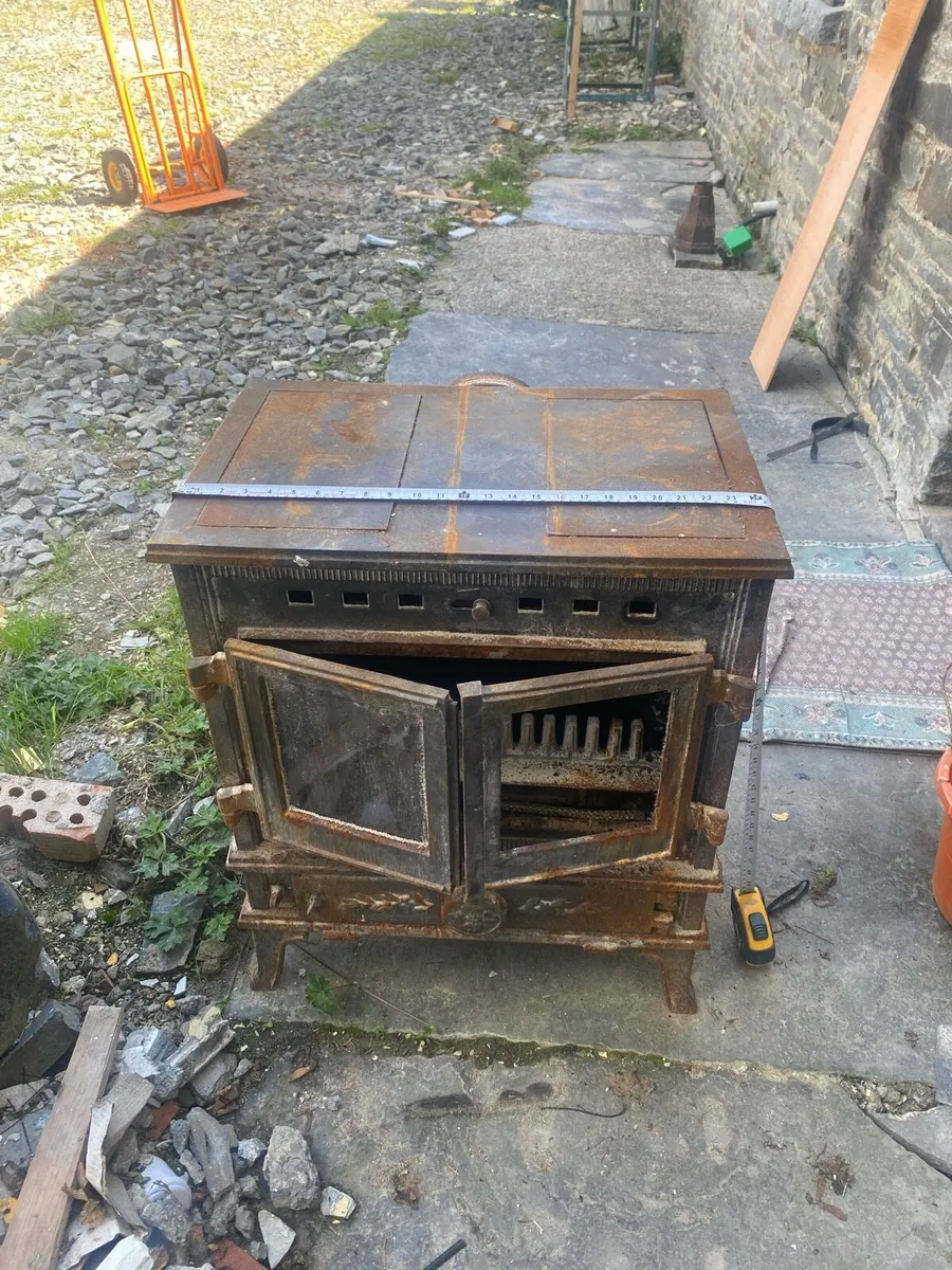 Stove - Image 1