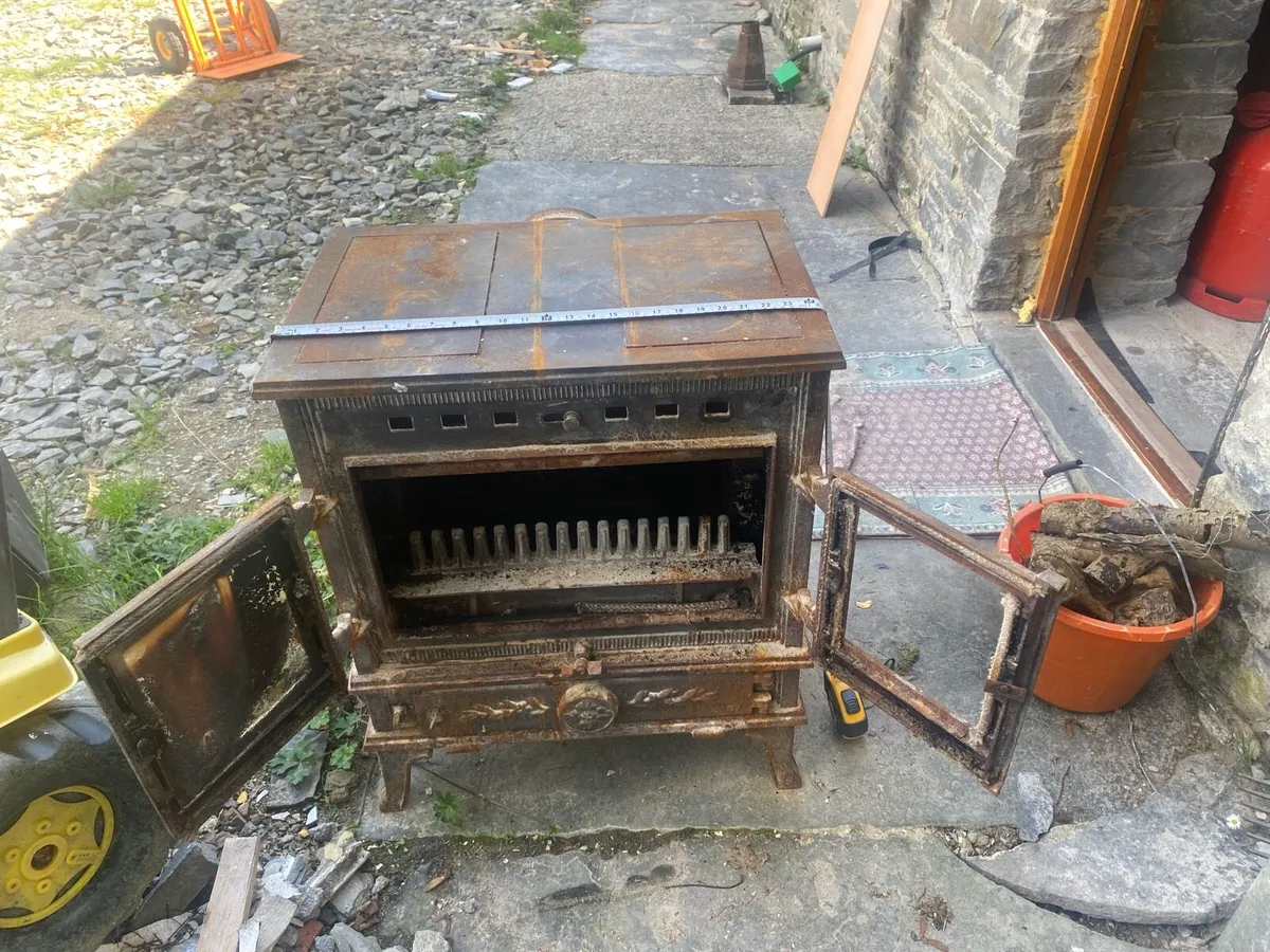 Stove - Image 2