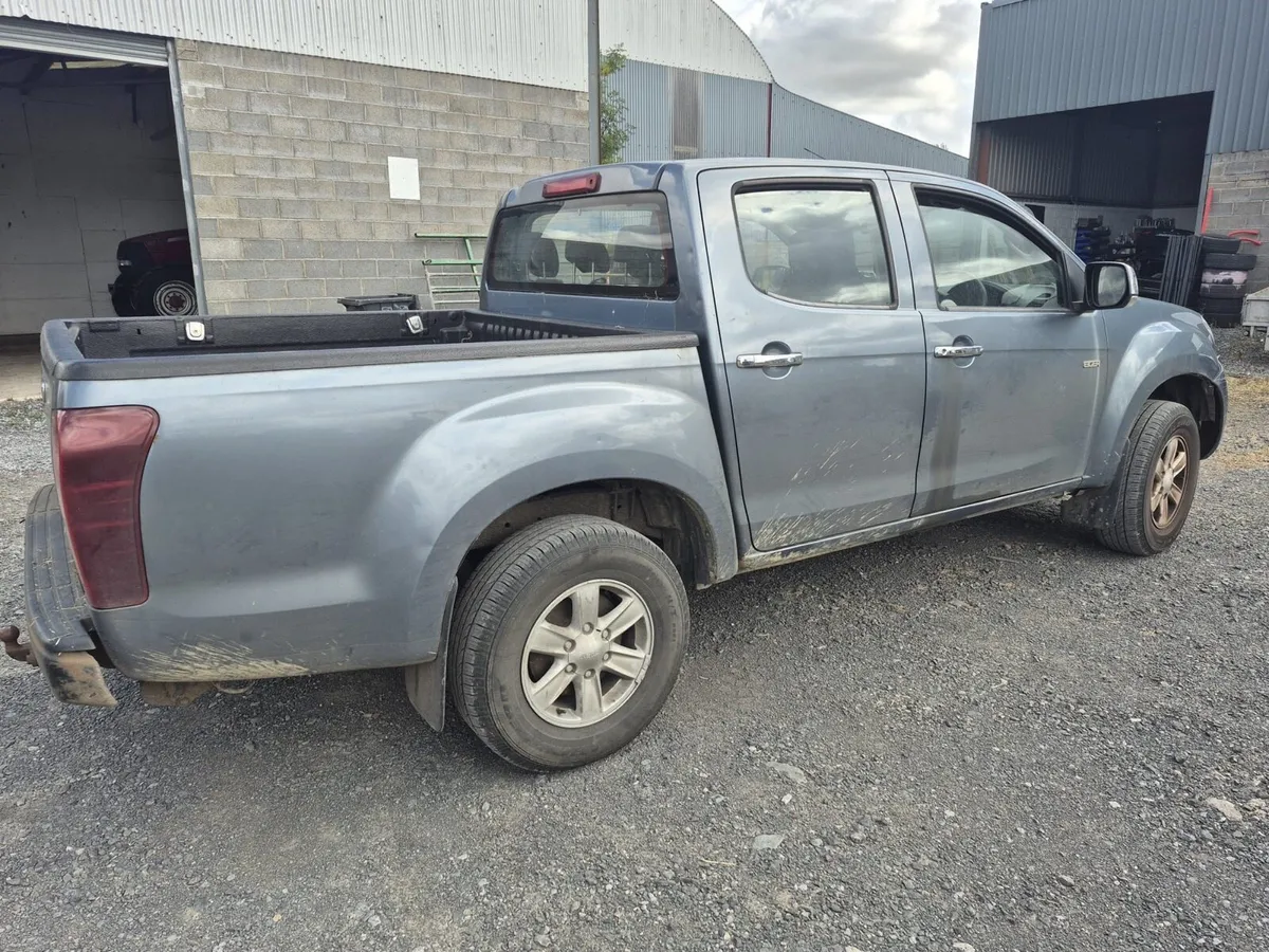 Isuzu D max - Image 2
