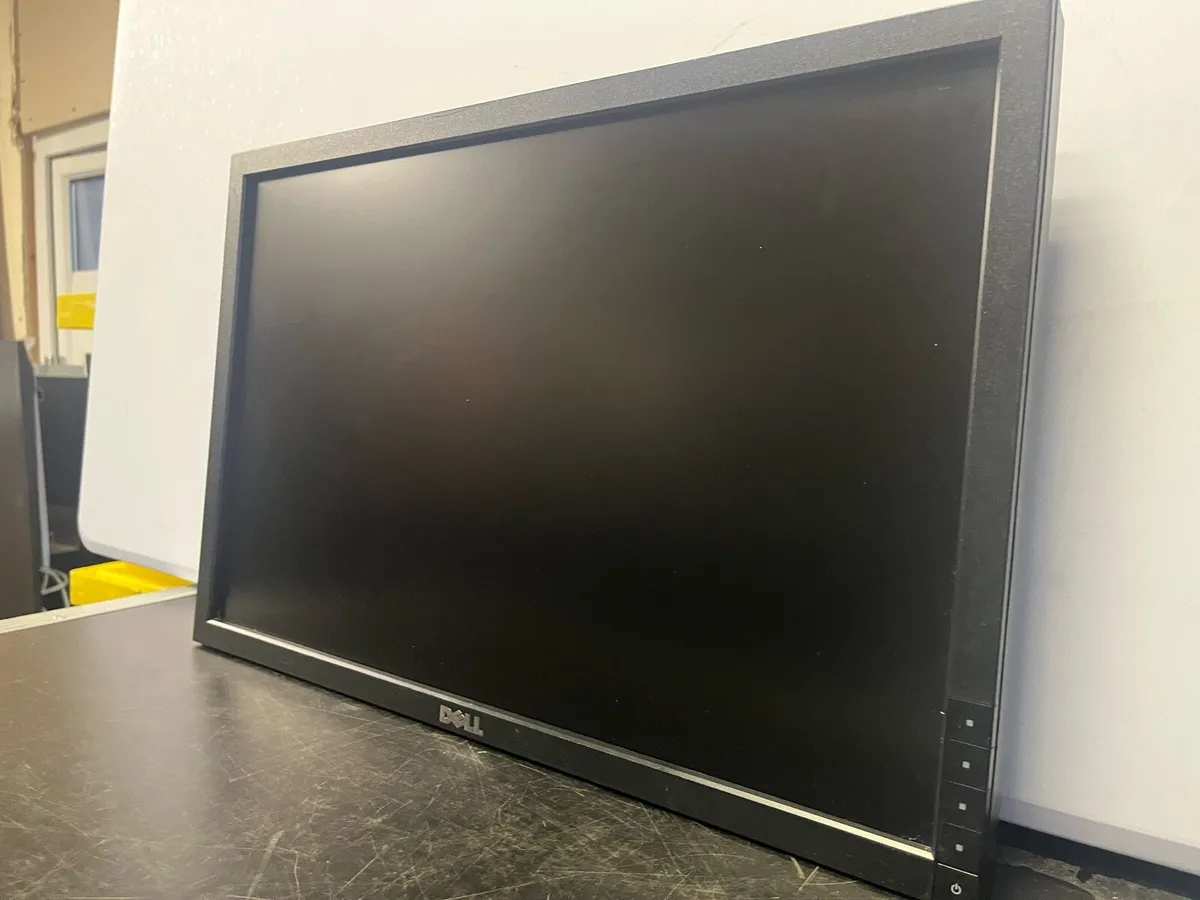 Various Office / iPad / Computer/ / furniture - Image 4