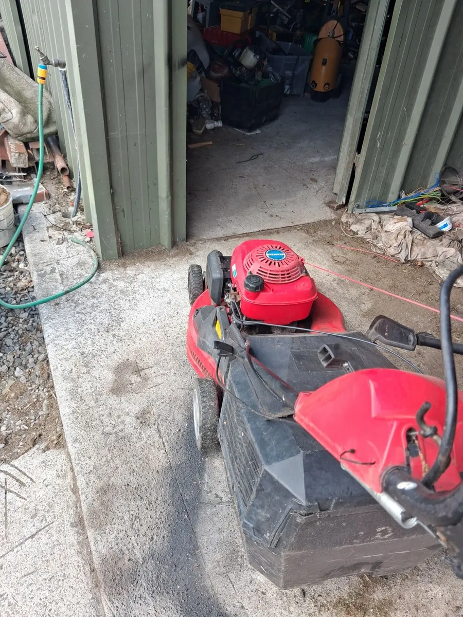 Honda lawnmower - Image 4