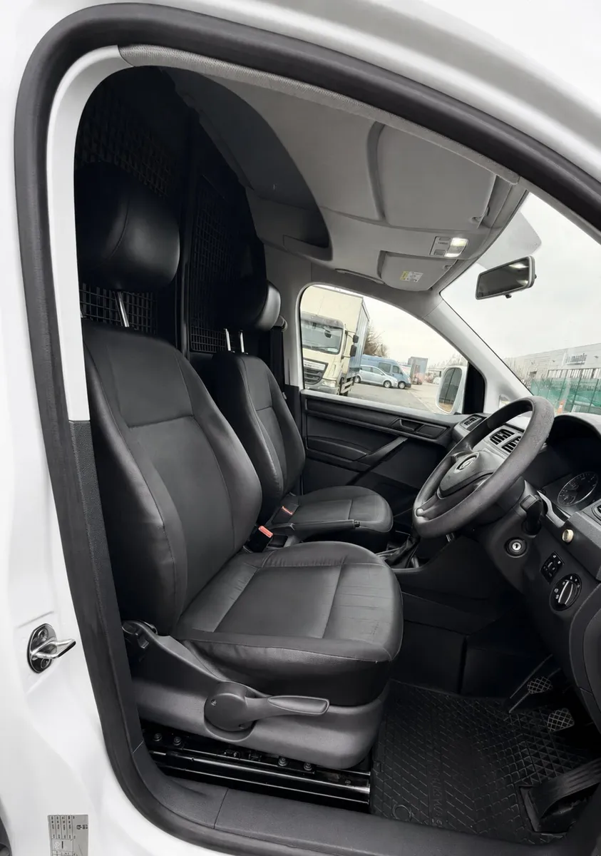 2019 Volkswagen Caddy 79,000km - Image 4