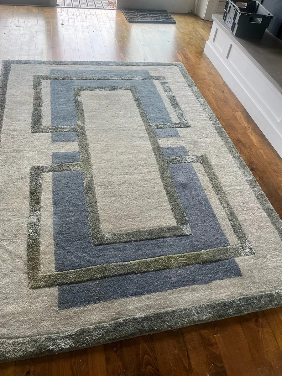 Large Cream & Grey Rug – 160 × 234cm - Image 1