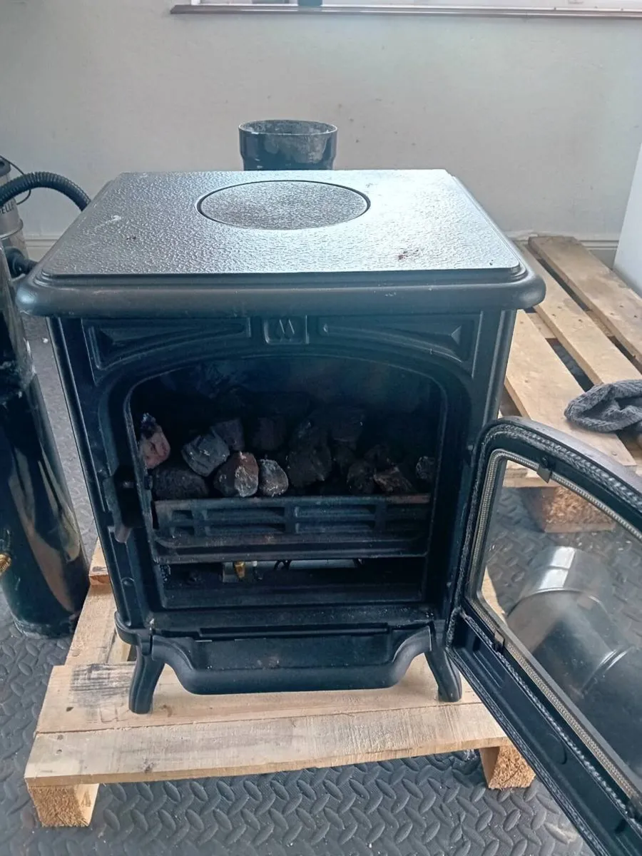 Stove - Image 2
