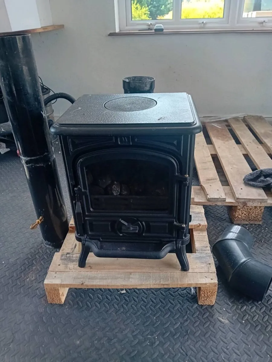 Stove - Image 3