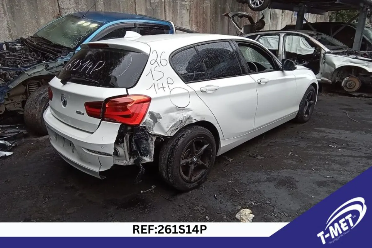 2017 BMW 1 SERIES BREAKING FOR PARTS - Image 4