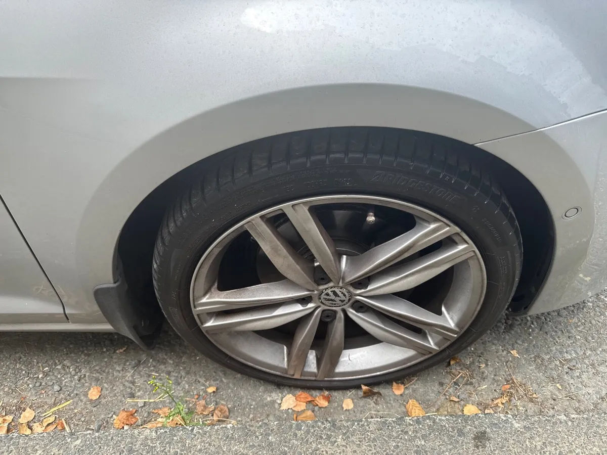 Vw alloys and tyres - Image 2
