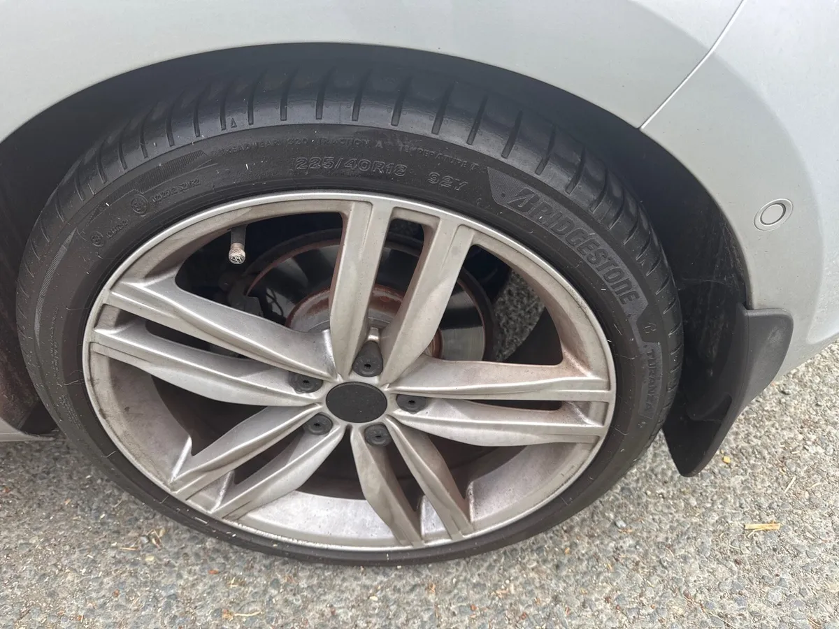 Vw alloys and tyres - Image 3