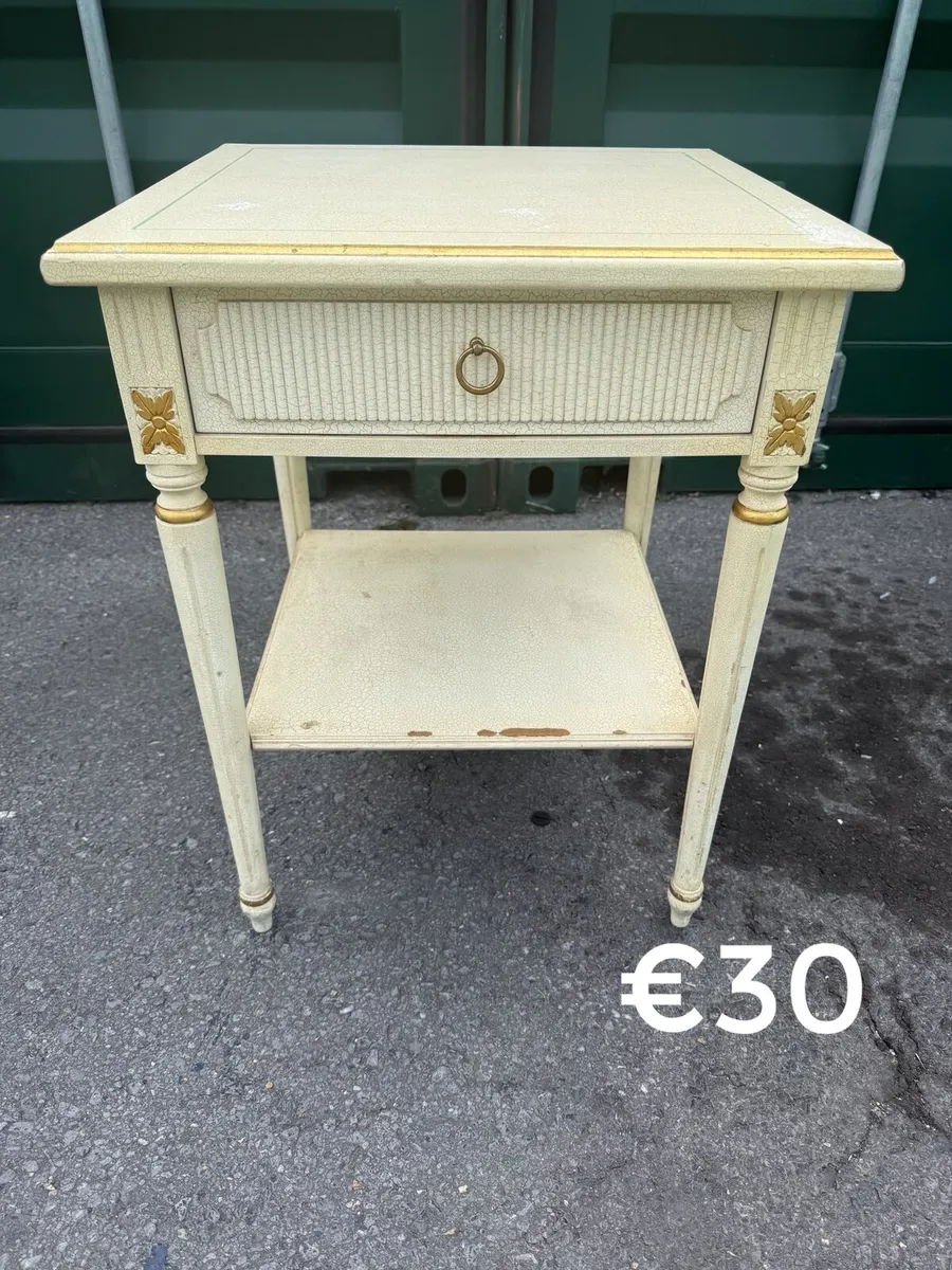 Antique-Style Table