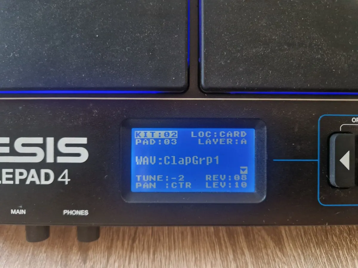 Alesis SamplePad 4 & clamps - Image 2
