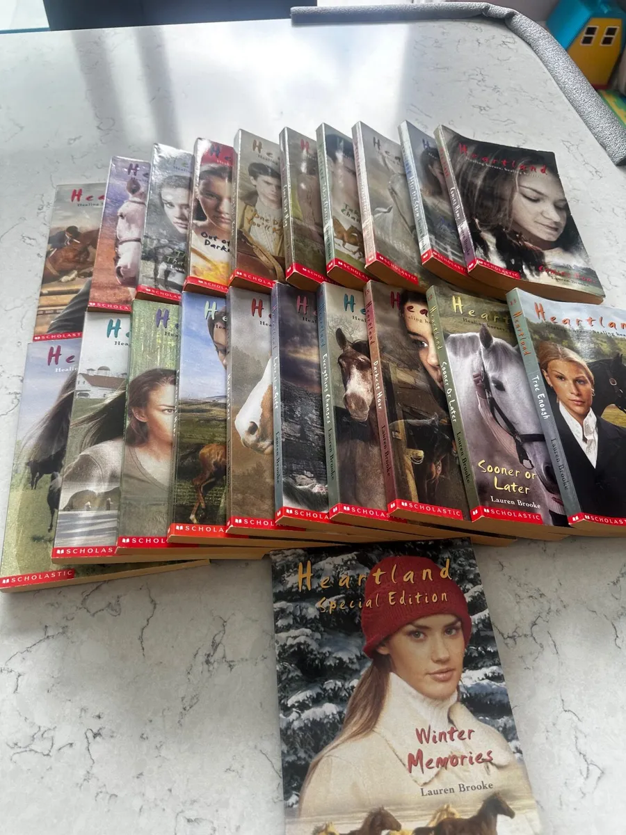Heartland Books complete Set - Image 1