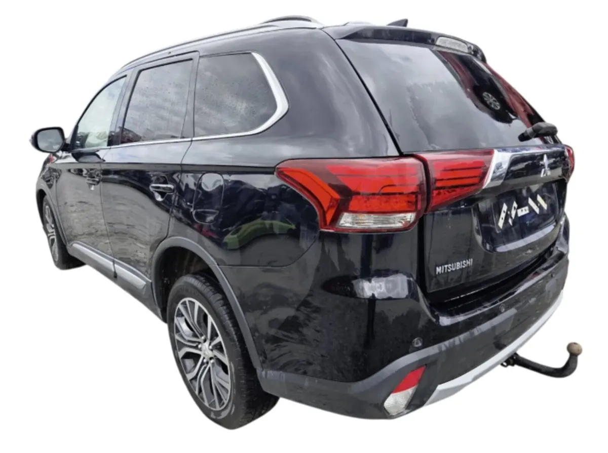 2012-2021 MK3 Mitsubishi Outlander For Breaking - Image 4