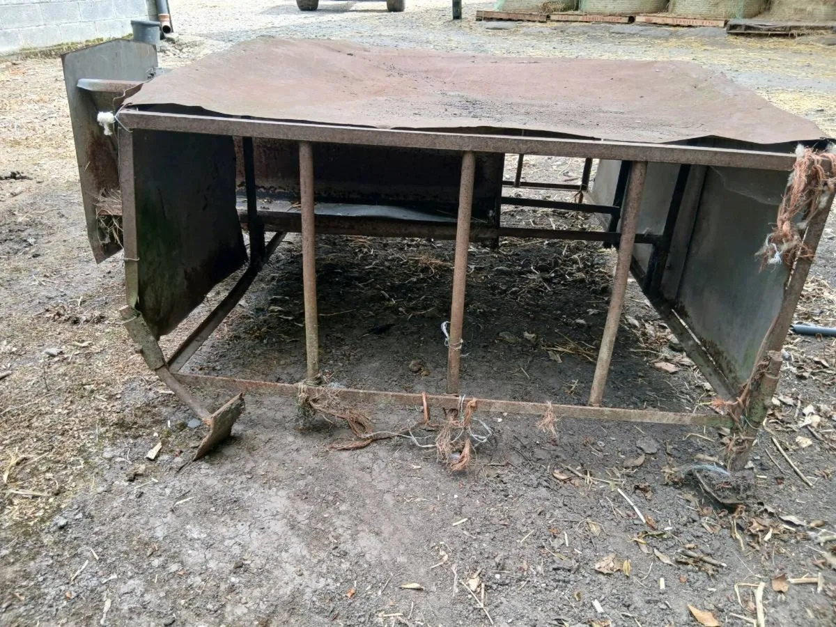 Lamb creep feeder - Image 2