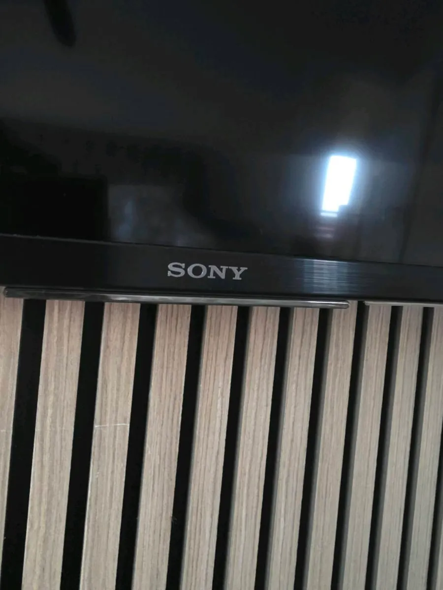 Sony Bravia 49" 4K HDR Android Smart TV - Image 2