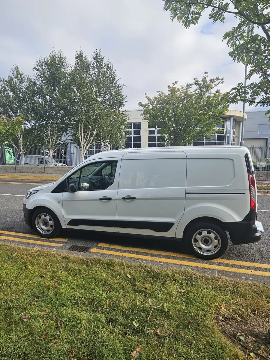 Ford Transit Connect 2023 - Image 3