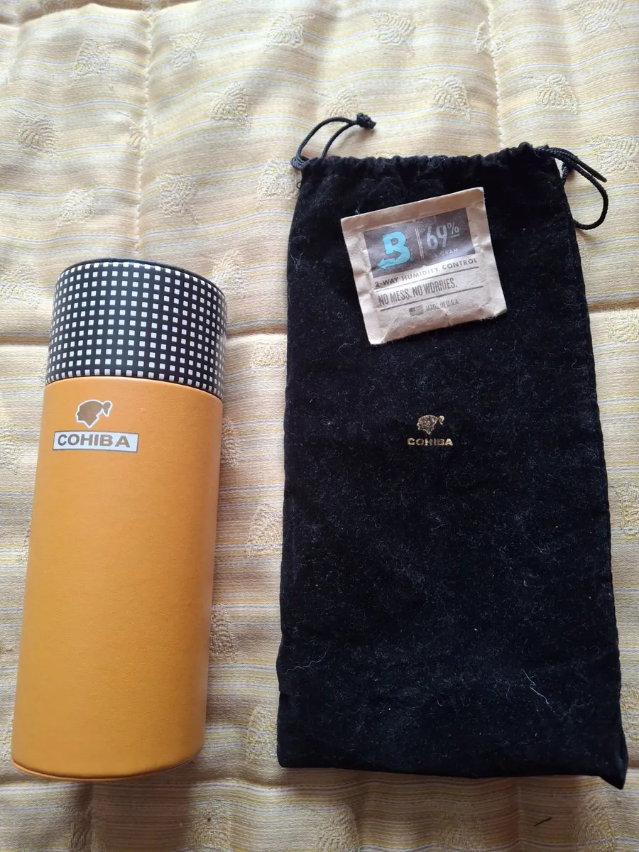 COHIBA CIGAR HUMIDOR - Image 1