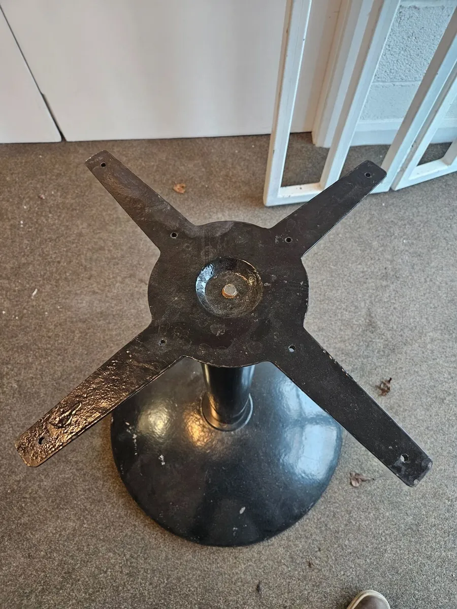 Table base for large top - Image 4