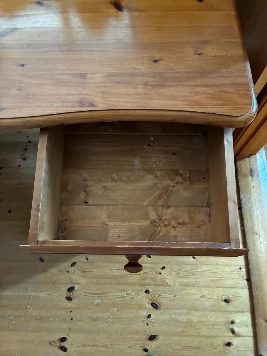 Solid pine dressing table - Image 3