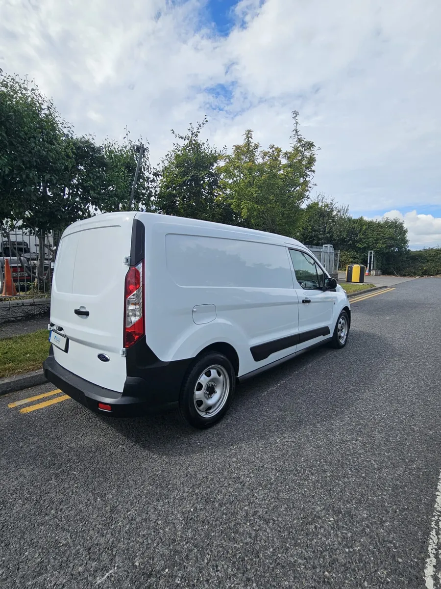 Ford Connect LWB  2023 - Image 4