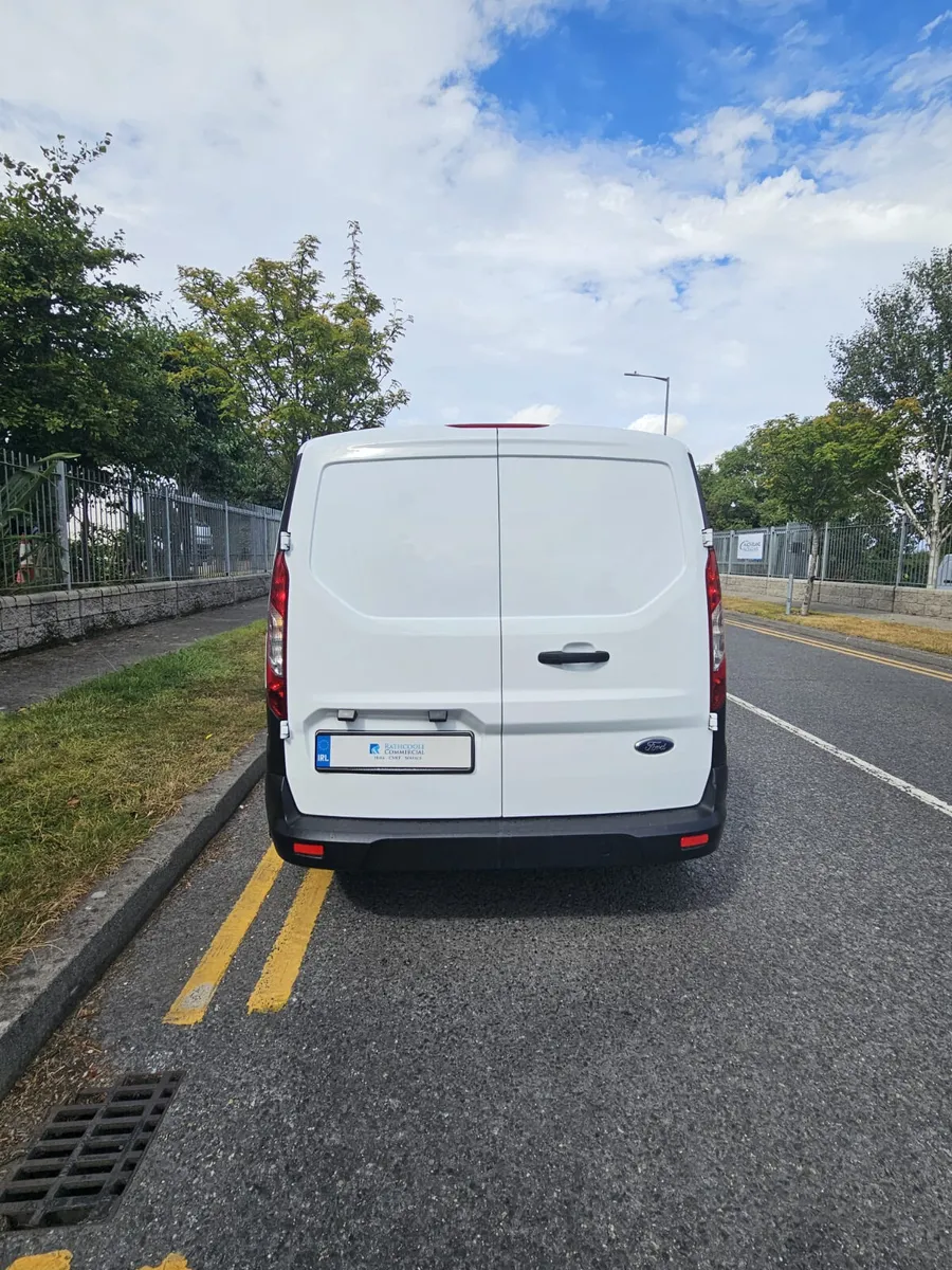 Ford Connect LWB  2023 - Image 3