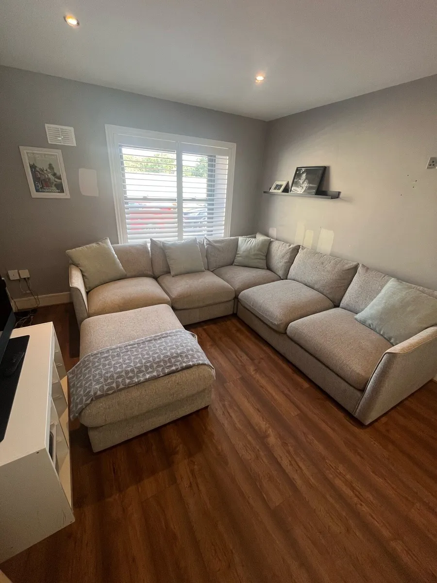 Grey Corner Sofa w/footstool - Image 1