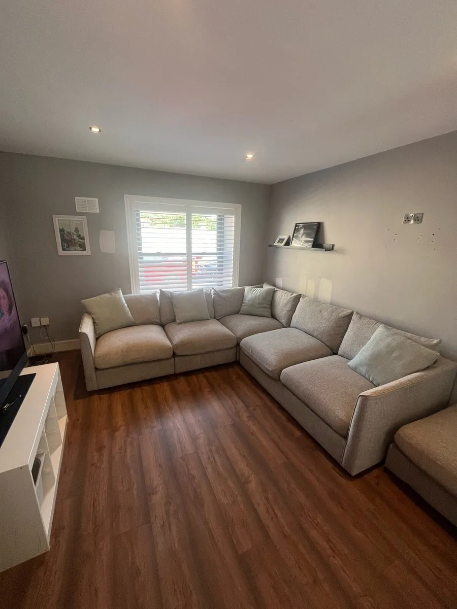 Grey Corner Sofa w/footstool - Image 2