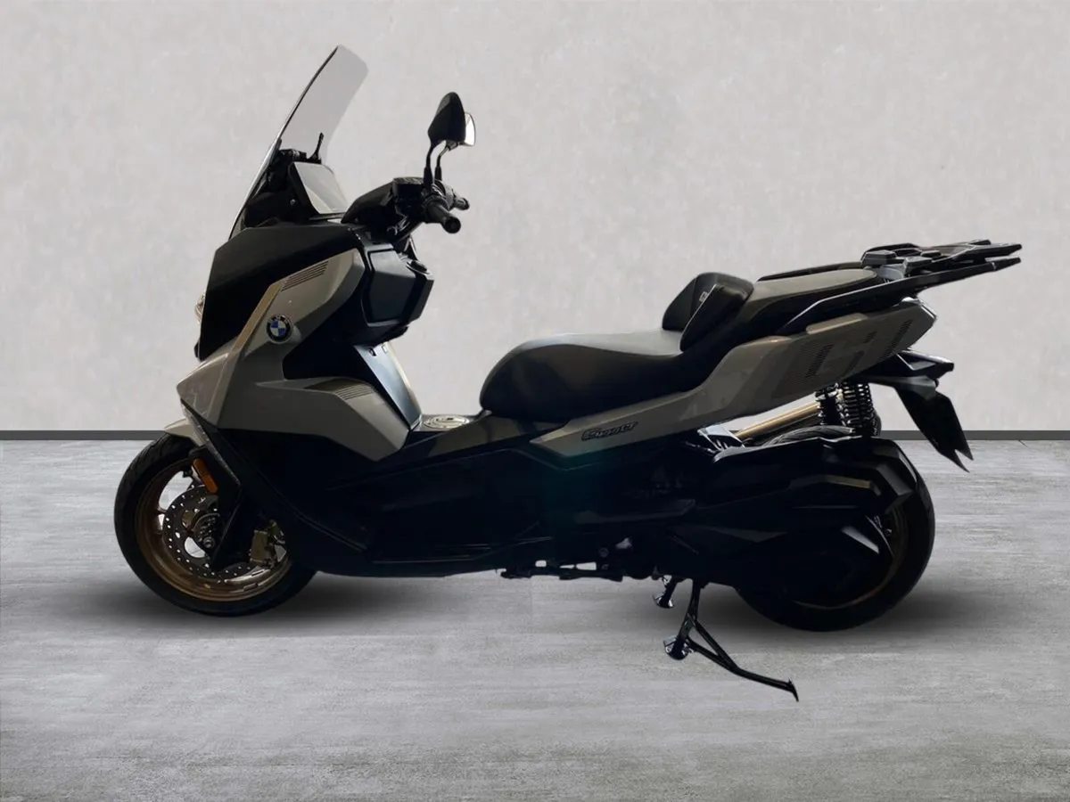 City Scooter BMW C400 GT (25MY) - Image 2
