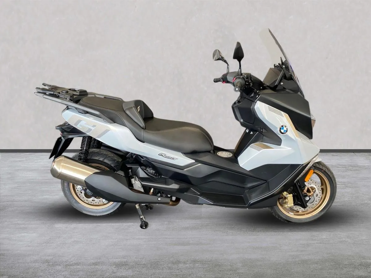 City Scooter BMW C400 GT (25MY) - Image 1