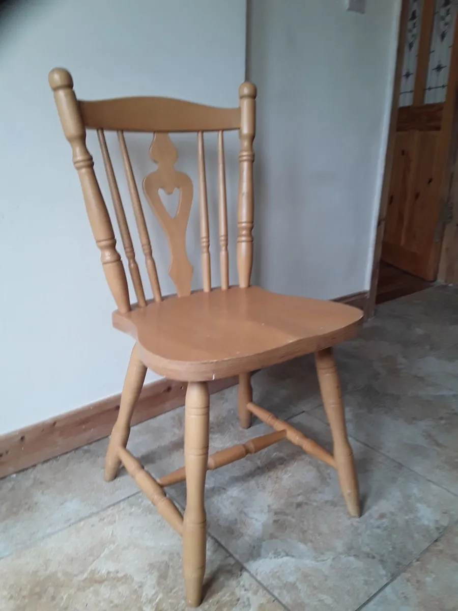 Strong heavy pine chair suitable for matching up - Image 1