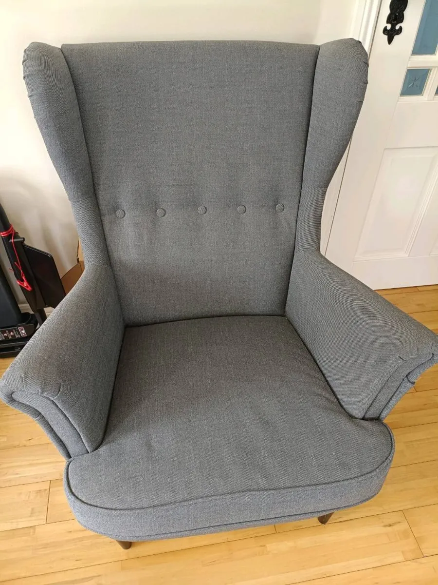 Sofa and armchairs - Image 3