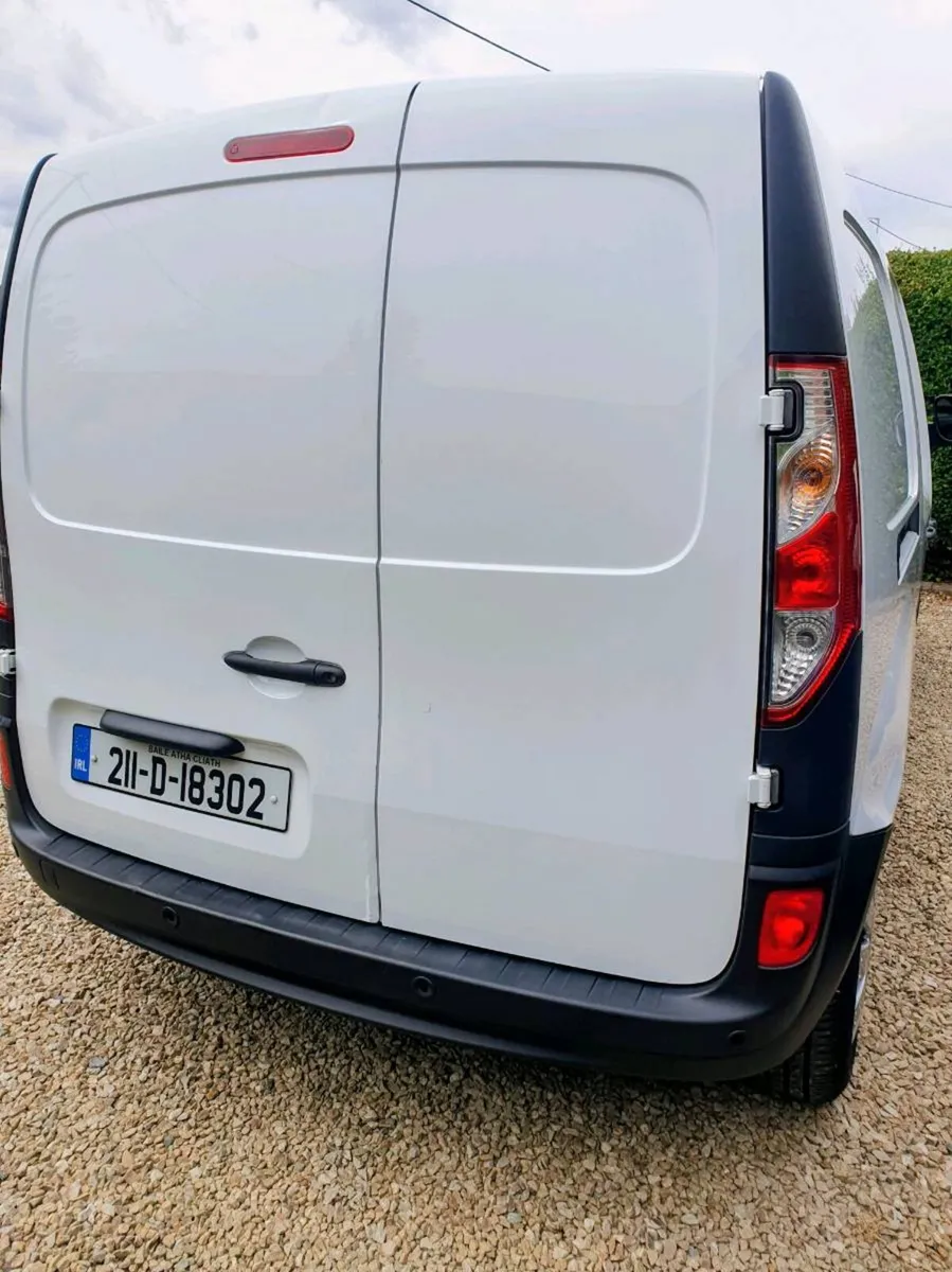 Renault kangoo 2021 no vat low mileage - Image 4
