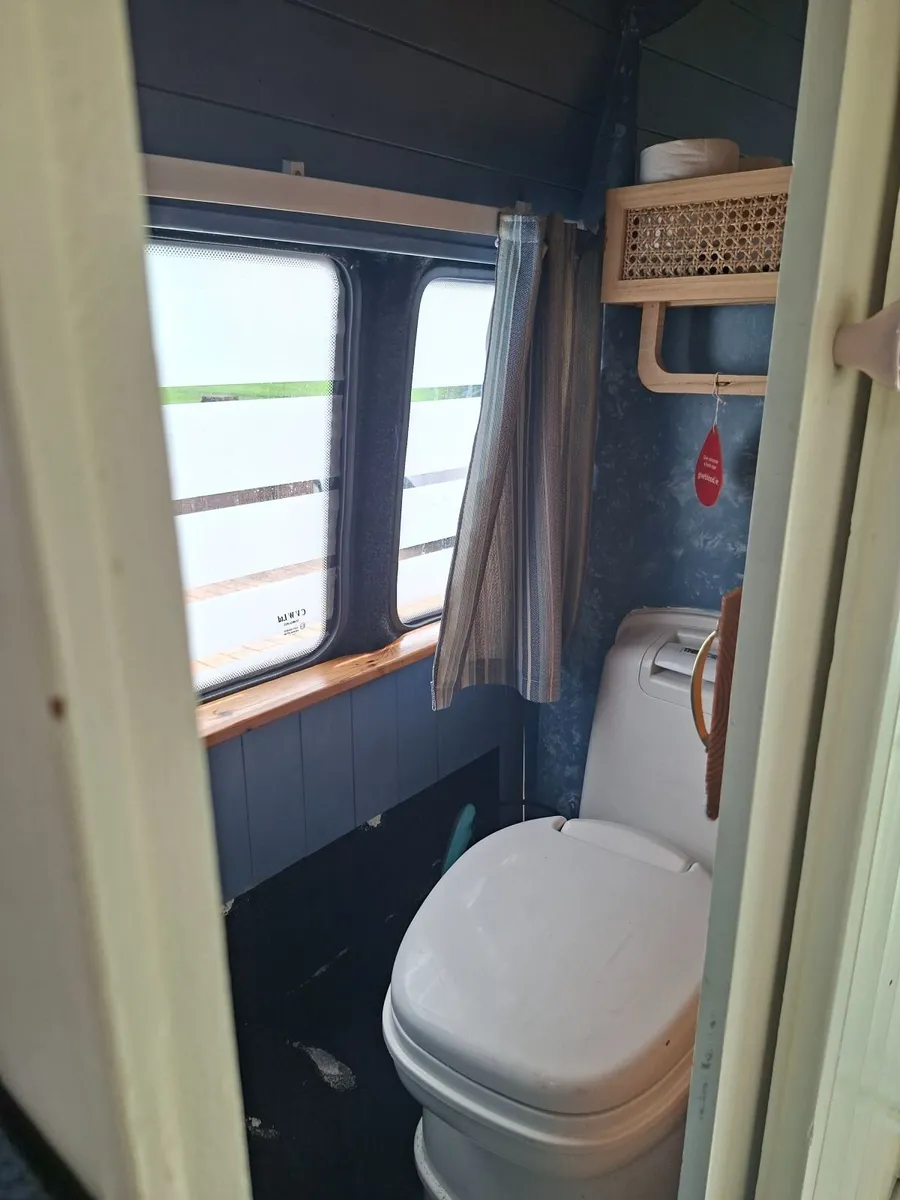 Campervan - Image 4