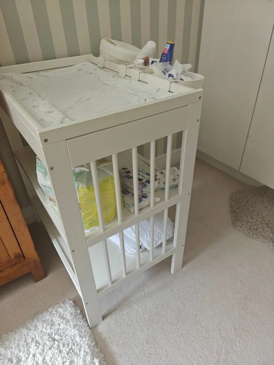 Ikea Gulliver Changing Table - White - Image 1