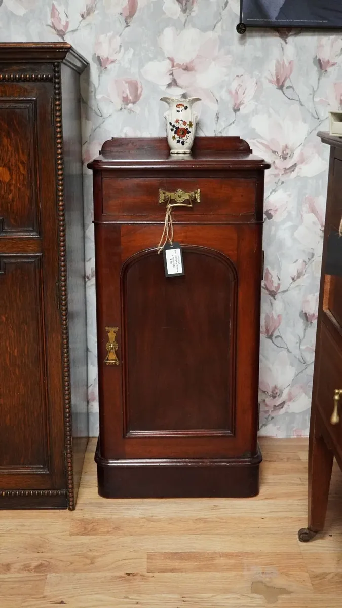 Victorian Solid Mahogany Bedside Cabinet - Image 1