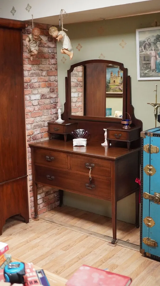 Edwardian Mahogany Dressing Table - Image 1
