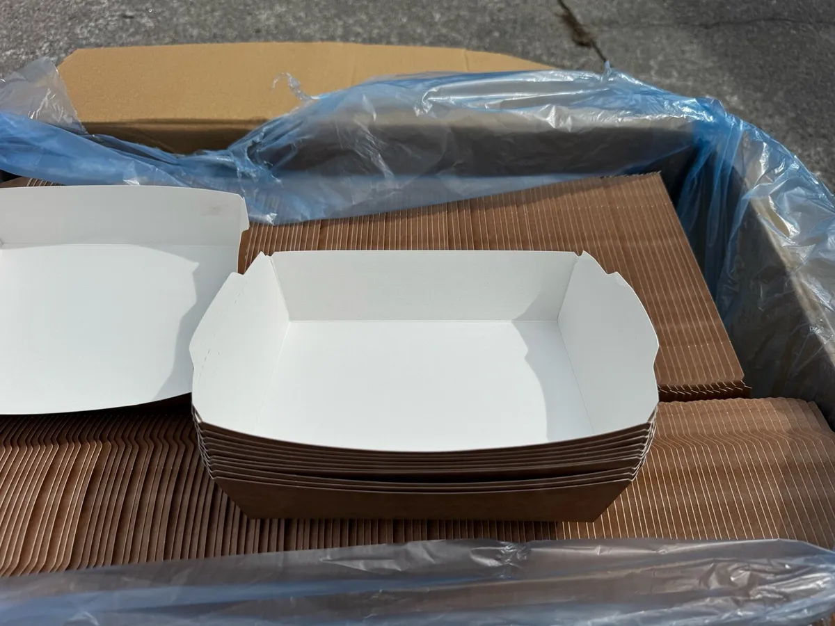BRAND NEW KRAFT TAKEAWAY FOOD TRAYS – 500 PER BOX - Image 1